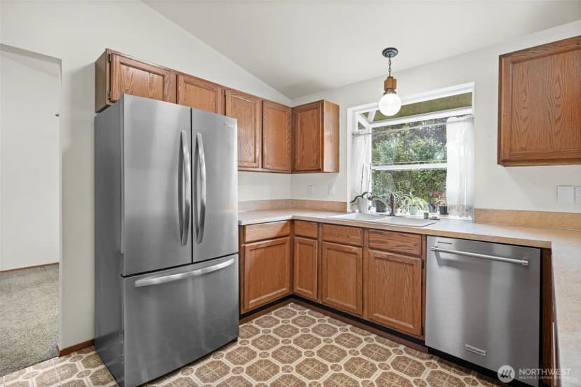 Property photo for 9817 61st Street Ct W, University Place photo 19