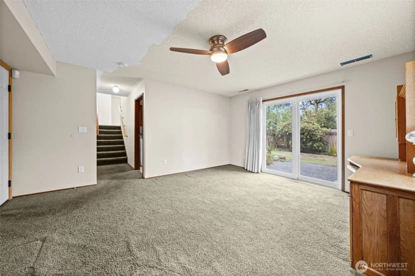 Property photo for 9817 61st Street Ct W, University Place photo 25