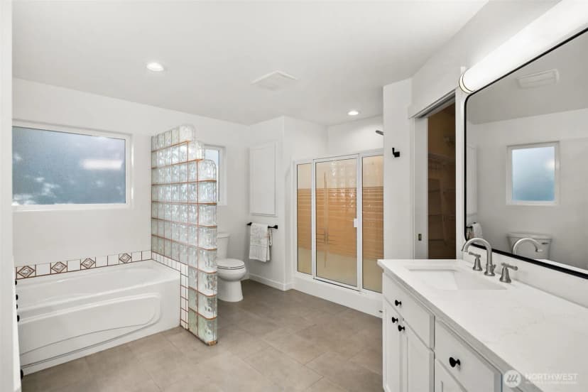 Property photo for 23821 Rd 9.7 Nw, Quincy photo 20