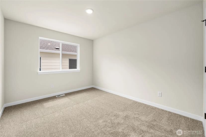 Property photo for 4120 77th Drive Ne, Marysville photo 24