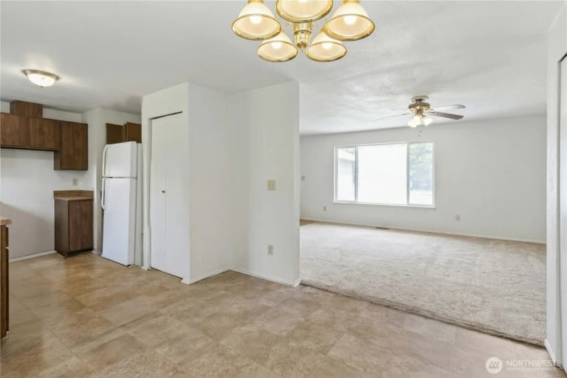 Property photo for 23213 116th Avenue Se, Kent photo 9