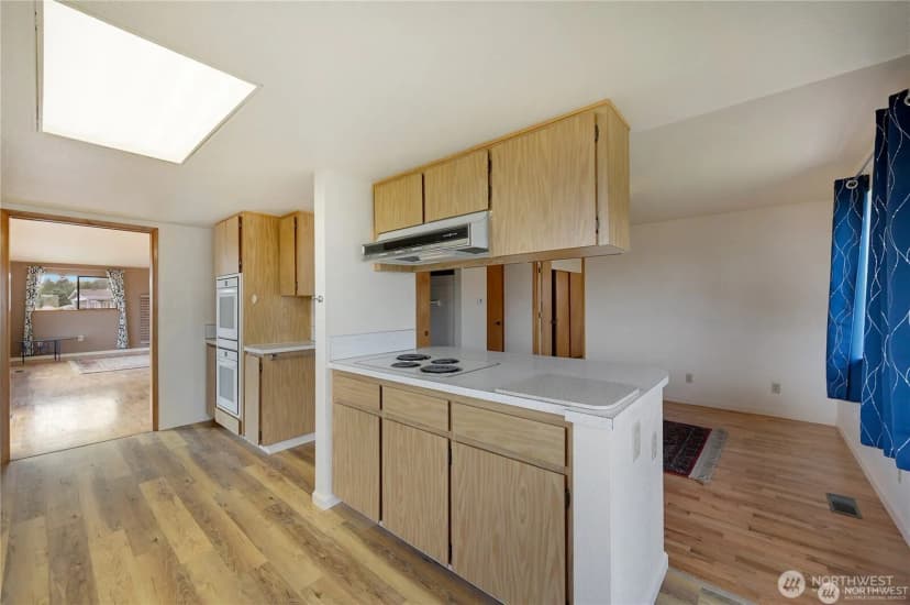 Property photo for 2601 2nd Avenue E, Port Orchard photo 15