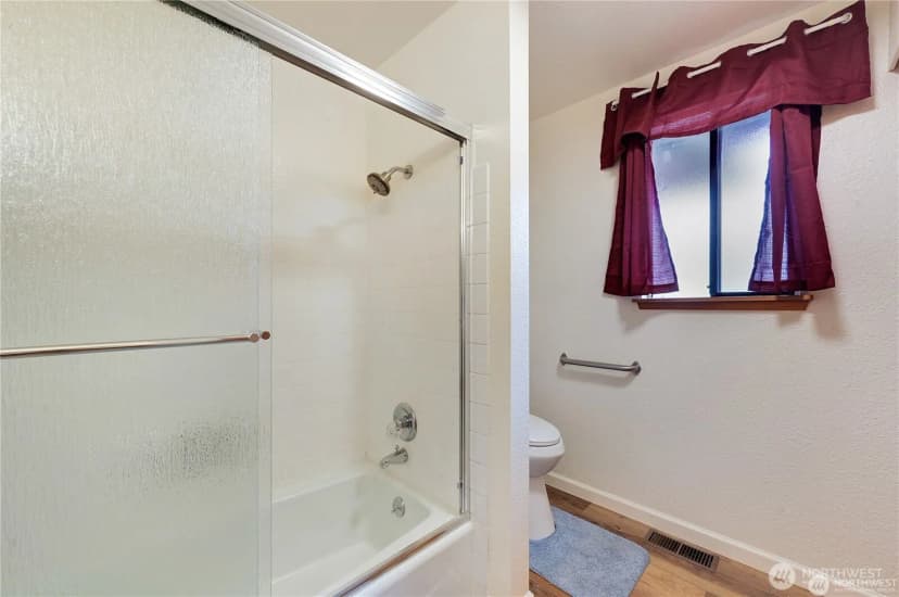 Property photo for 2601 2nd Avenue E, Port Orchard photo 23
