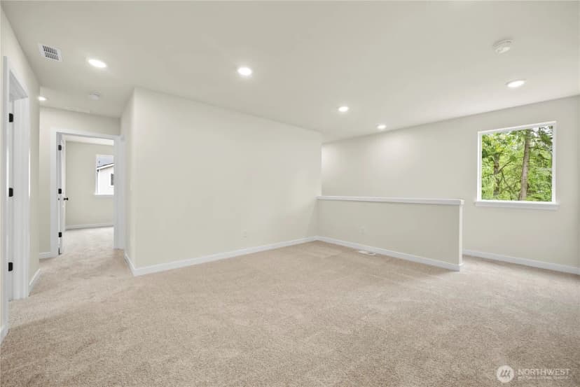 Property photo for 4136 77th Drive Ne, Marysville photo 16