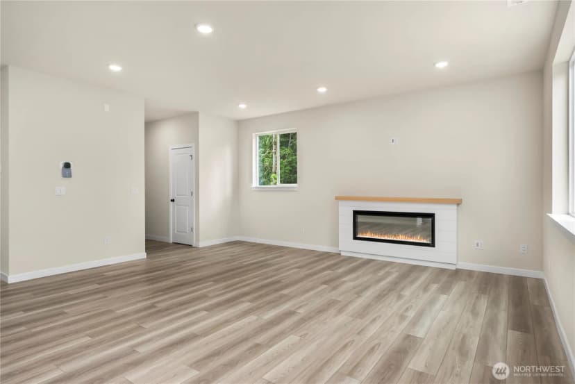 Property photo for 4136 77th Drive Ne, Marysville photo 13