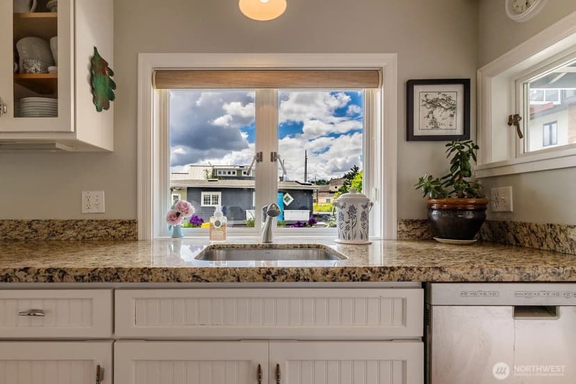 Property photo for 1210 E Shelby Street #g, Seattle photo 9