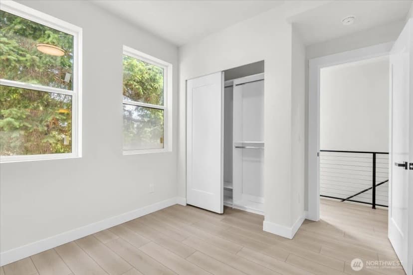 Property photo for 7005 Ne 182nd St #102, Kenmore photo 10