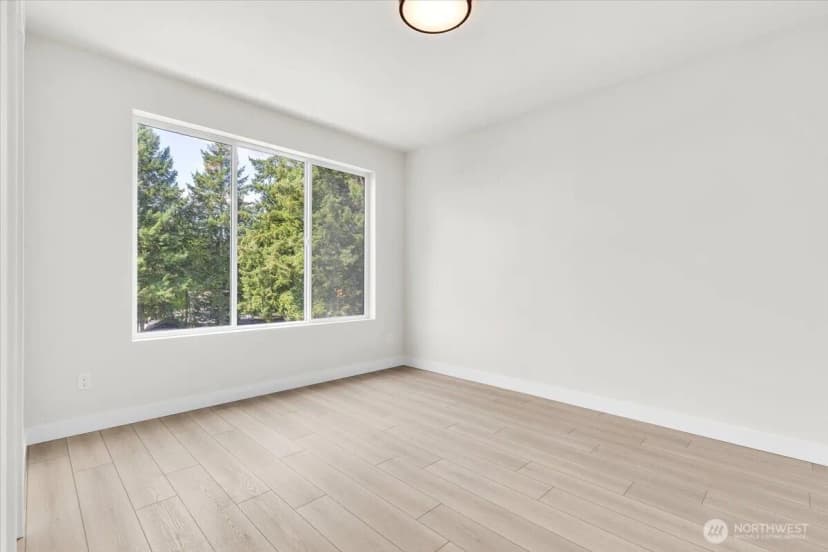 Property photo for 7005 Ne 182nd St #102, Kenmore photo 12