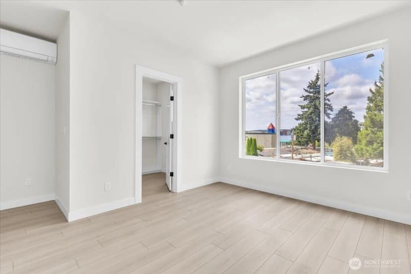 Property photo for 7005 Ne 182nd St #102, Kenmore photo 13