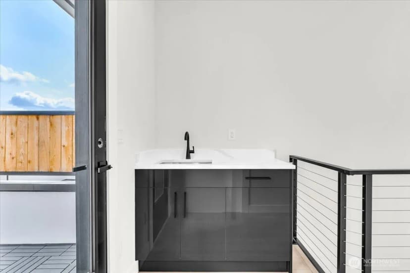 Property photo for 7005 Ne 182nd St #102, Kenmore photo 20