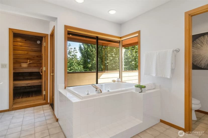 Property photo for 16328 35th Avenue Ne, Lake Forest Park photo 32
