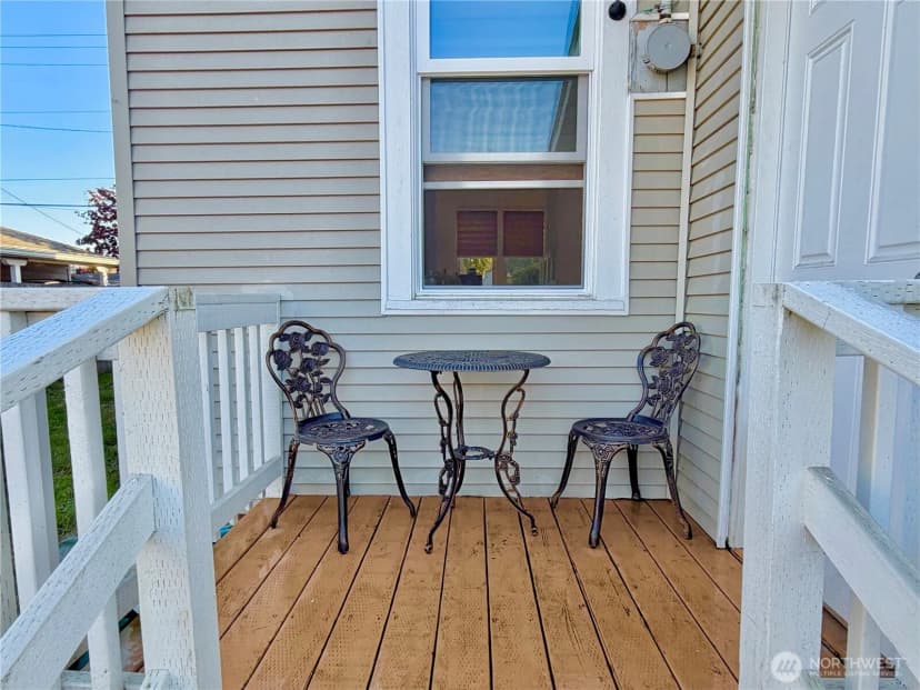 Property photo for 927 7th Avenue Sw, Puyallup photo 16