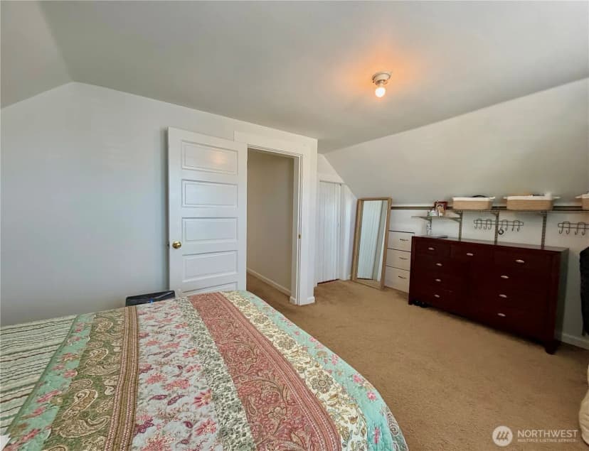Property photo for 927 7th Avenue Sw, Puyallup photo 13