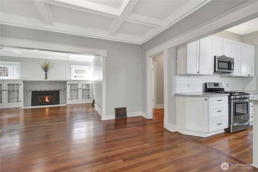 Property photo for 2318 Baker Avenue, Everett photo 13