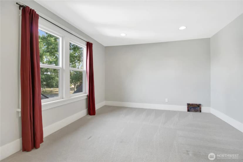 Property photo for 2318 Baker Avenue, Everett photo 26