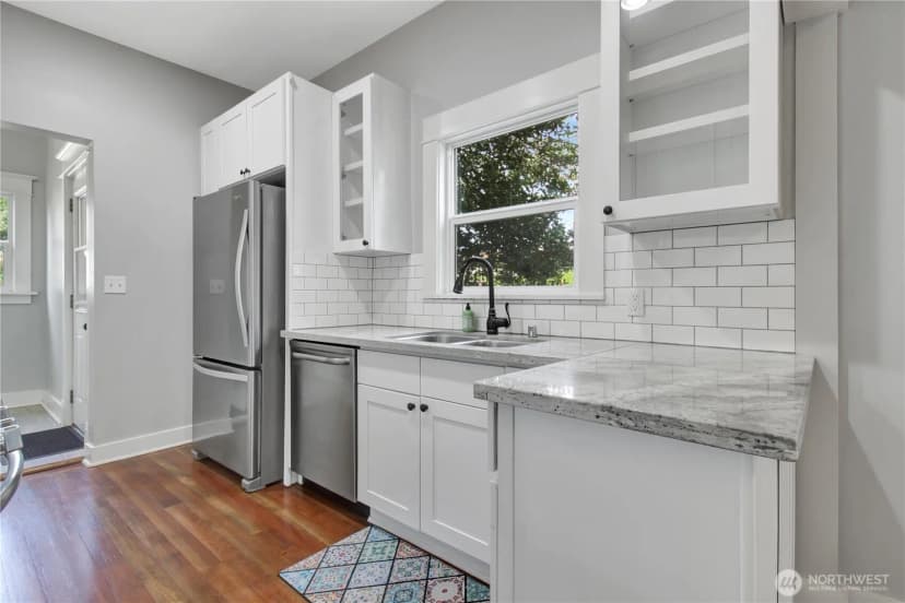 Property photo for 2318 Baker Avenue, Everett photo 14