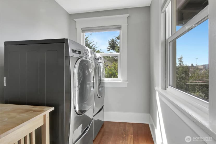 Property photo for 2318 Baker Avenue, Everett photo 25