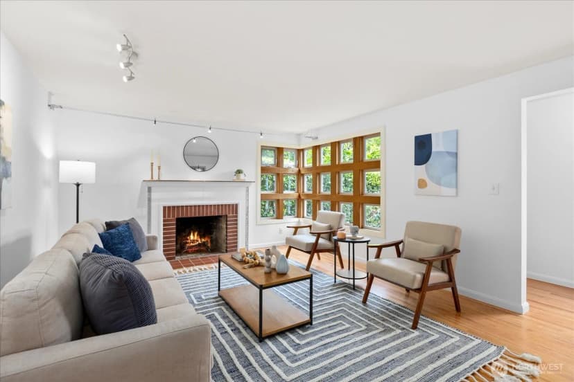 Property photo for 2804 Prosch Avenue W, Seattle photo 5