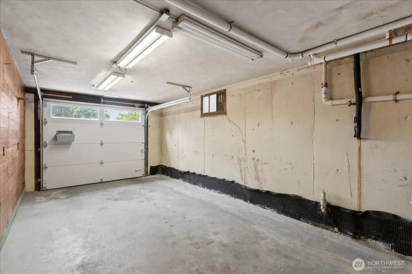 Property photo for 2804 Prosch Avenue W, Seattle photo 26