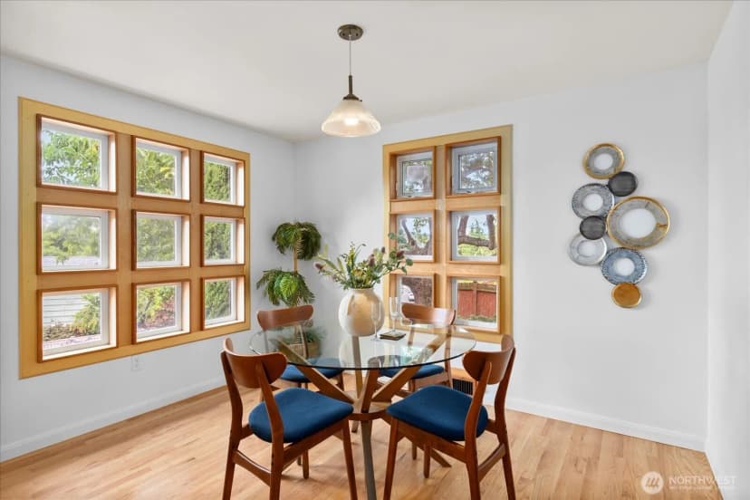 Property photo for 2804 Prosch Avenue W, Seattle photo 7