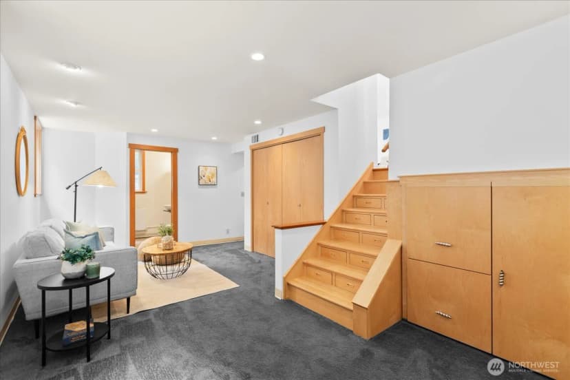 Property photo for 2804 Prosch Avenue W, Seattle photo 19