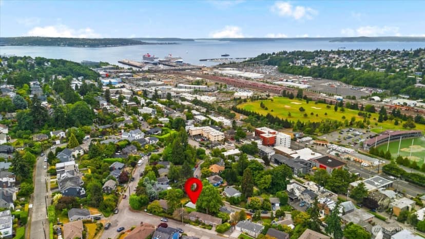 Property photo for 2804 Prosch Avenue W, Seattle photo 34