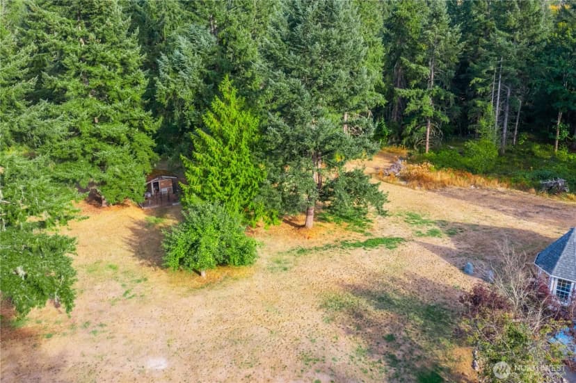 Property photo for 5512 331st Street S, Roy photo 33