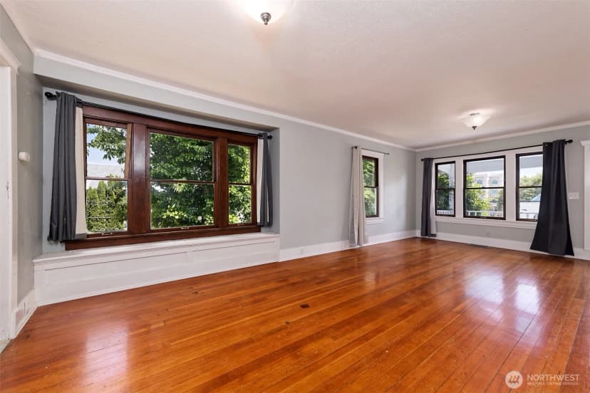 Property photo for 803 Jefferson Street Se, Olympia photo 4