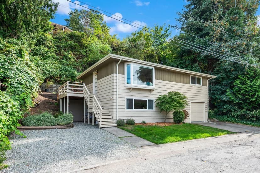 Property photo for 5625 Sw Teig Place, Seattle