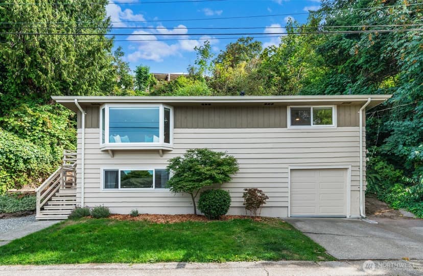 Property photo for 5625 Sw Teig Place, Seattle photo 30
