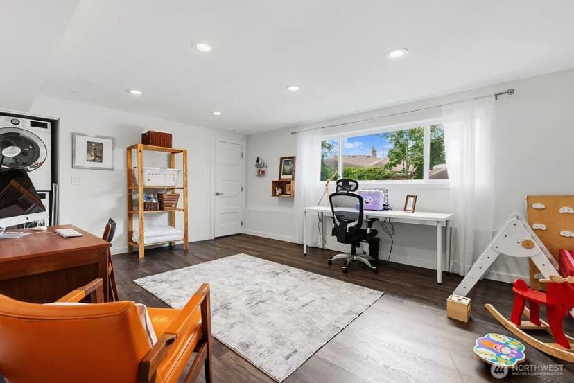 Property photo for 5625 Sw Teig Place, Seattle photo 20