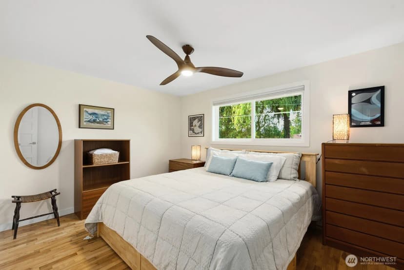 Property photo for 5625 Sw Teig Place, Seattle photo 16