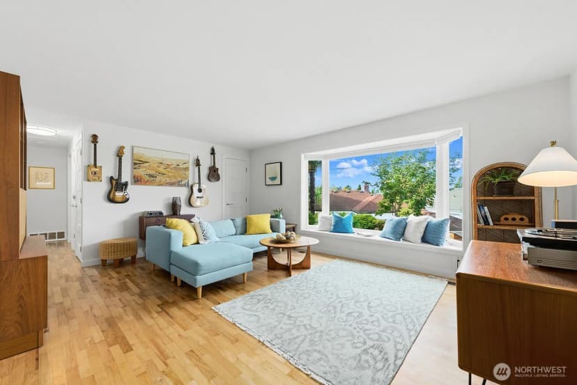 Property photo for 5625 Sw Teig Place, Seattle photo 13