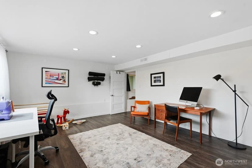 Property photo for 5625 Sw Teig Place, Seattle photo 19