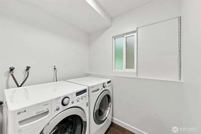 Property photo for 17101 Ne 28th Place, Bellevue photo 29