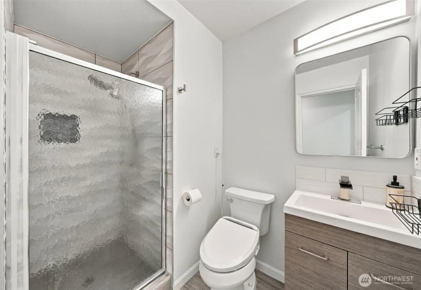Property photo for 17101 Ne 28th Place, Bellevue photo 28