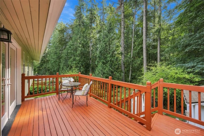 Property photo for 17101 Ne 28th Place, Bellevue photo 13