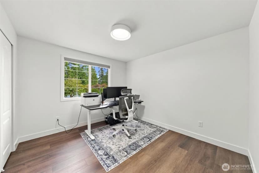 Property photo for 17101 Ne 28th Place, Bellevue photo 20