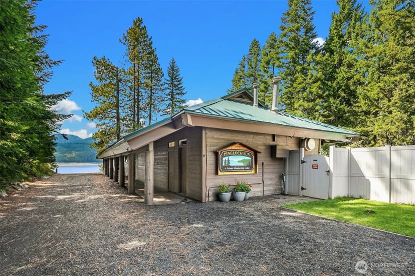 Property photo for 230 Cascade View Drive, Ronald photo 18