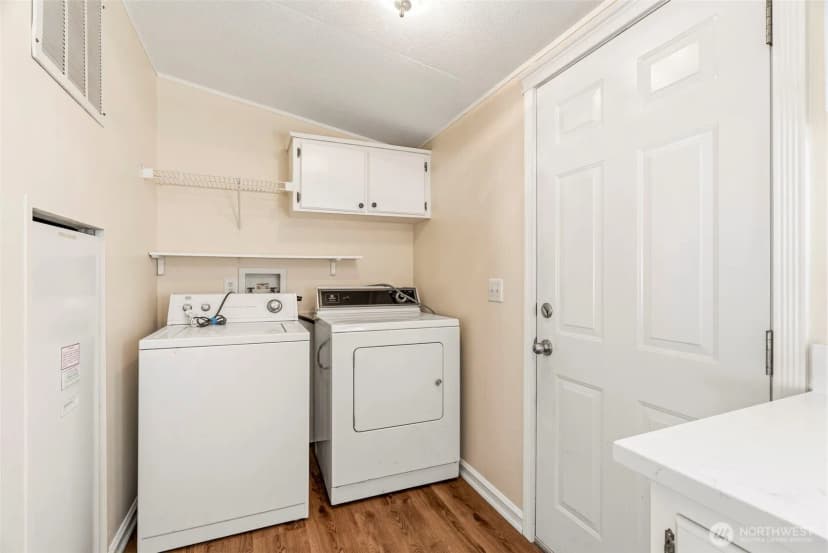 Property photo for 1006 S 12th Avenue, Kelso photo 16