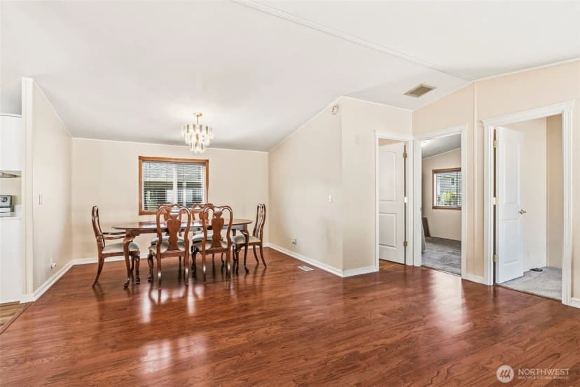 Property photo for 1006 S 12th Avenue, Kelso photo 9