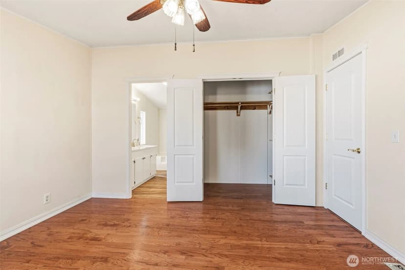 Property photo for 1006 S 12th Avenue, Kelso photo 20