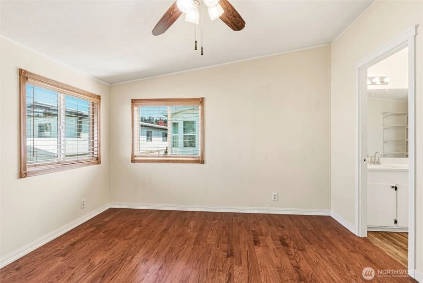 Property photo for 1006 S 12th Avenue, Kelso photo 17