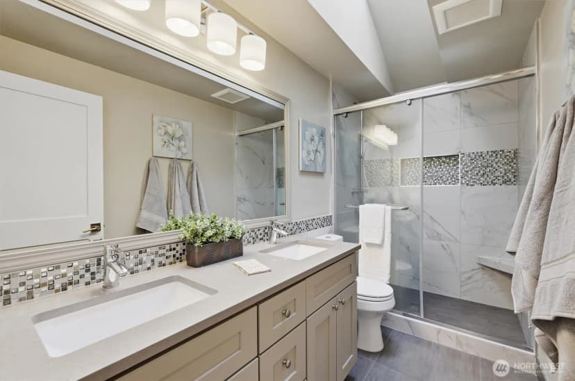 Property photo for 21108 Ne 42nd Street, Sammamish photo 19