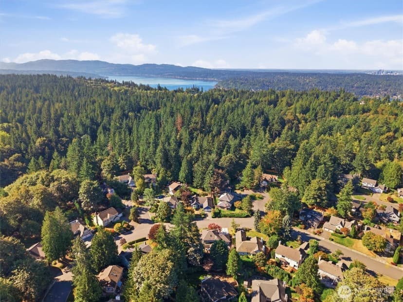 Property photo for 21108 Ne 42nd Street, Sammamish photo 40