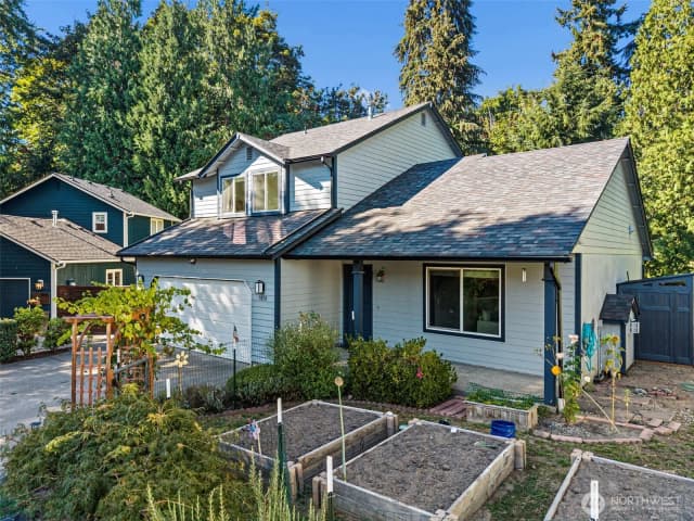 Property photo for 1858 21st Avenue Se, Olympia photo 2