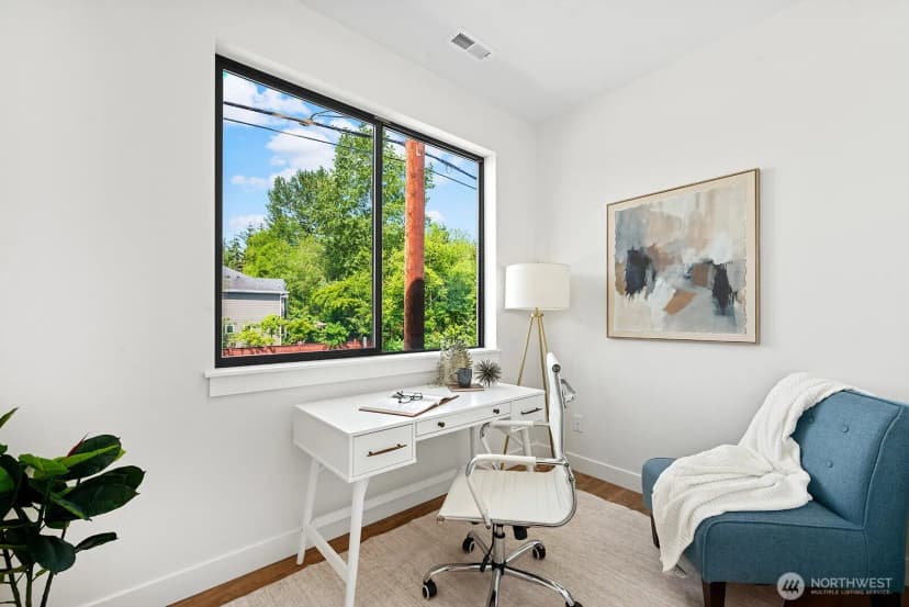 Property photo for 17116 35th Drive Se #b5, Bothell photo 9