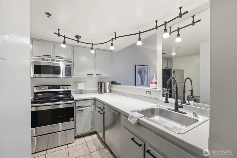 Property photo for 505 E Denny Way #a305, Seattle photo 5