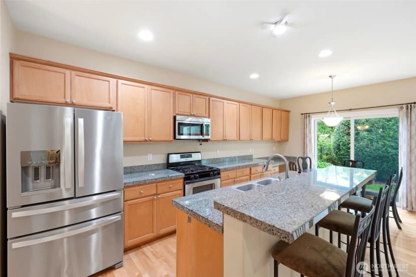 Property photo for 24750 Ne 3rd Place, Sammamish photo 7