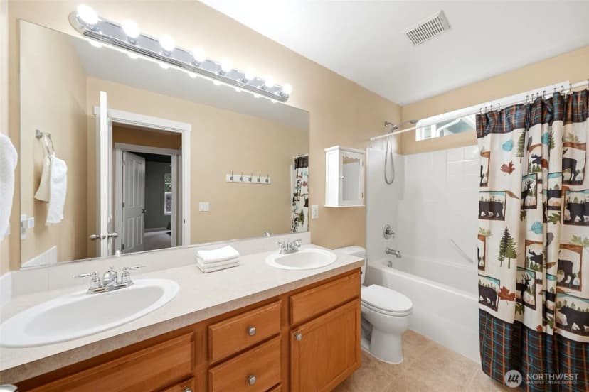 Property photo for 24750 Ne 3rd Place, Sammamish photo 27